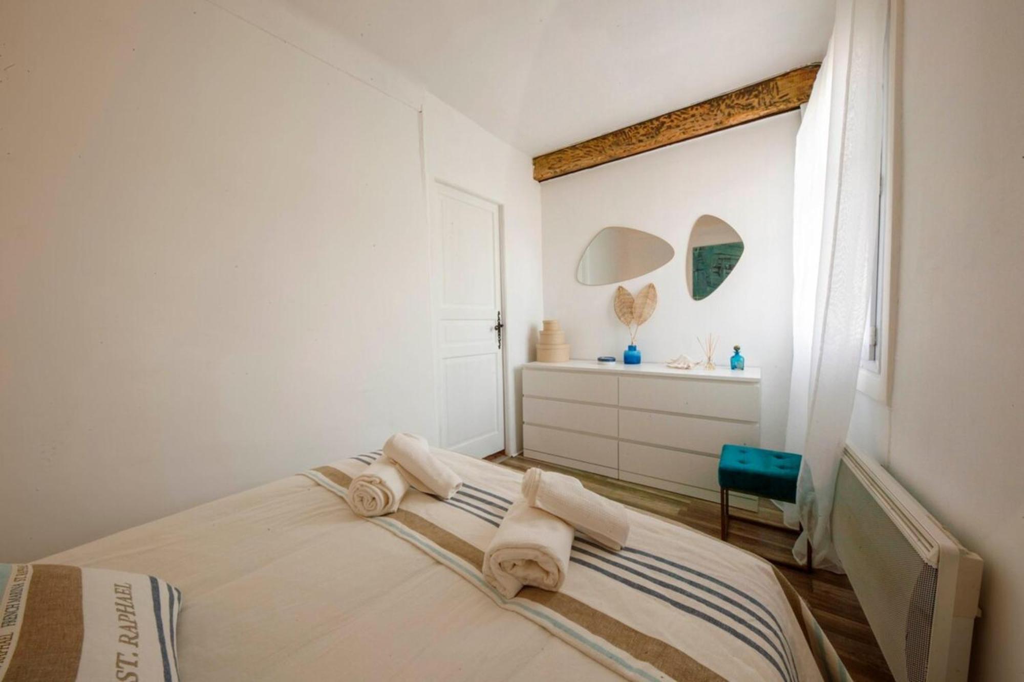 06M - Old Antibes Beautiful Duplex Terrace With Sea Viewアパートメント エクステリア 写真